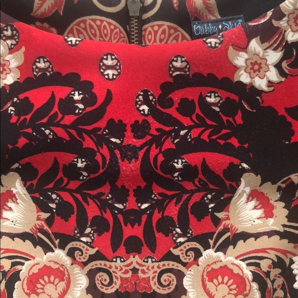 Fitted scuba dress in a gorgeous print - Picture 4 of 15